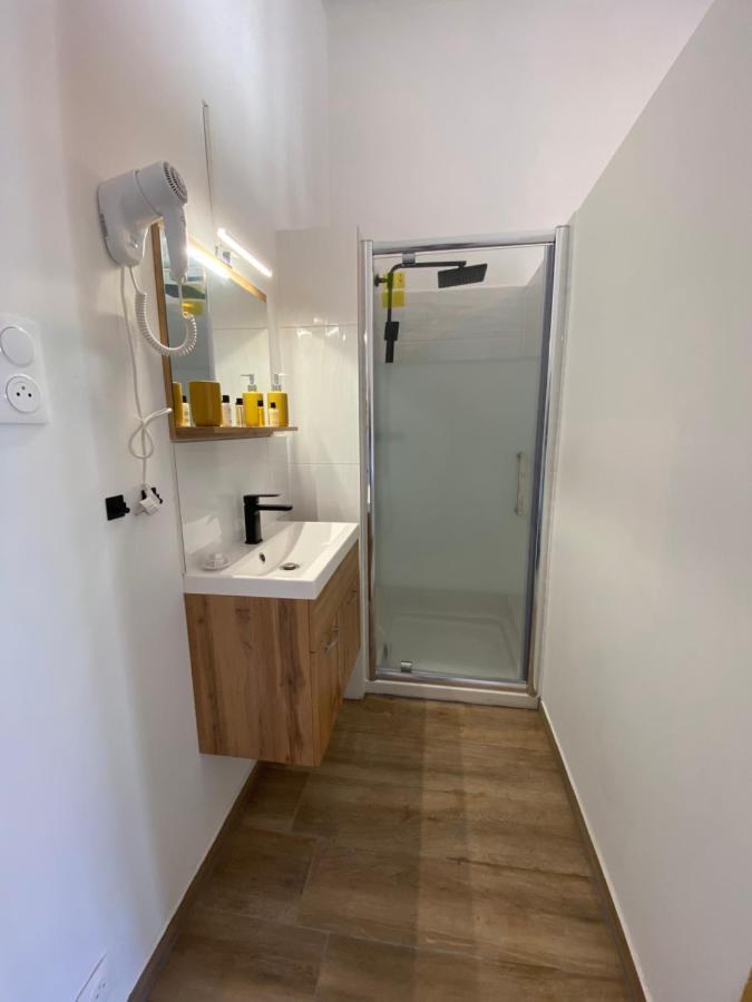 Capstay Roubaix Lille Private Shower & Netflix Εξωτερικό φωτογραφία